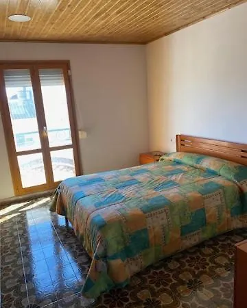 Casa Tenca Sant Jaume d'Enveja
